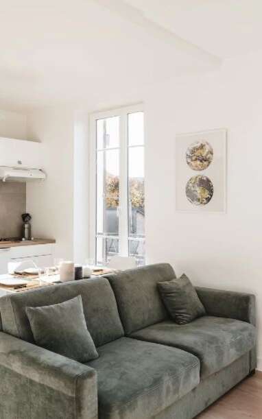 Parisian Romantic Hideaway