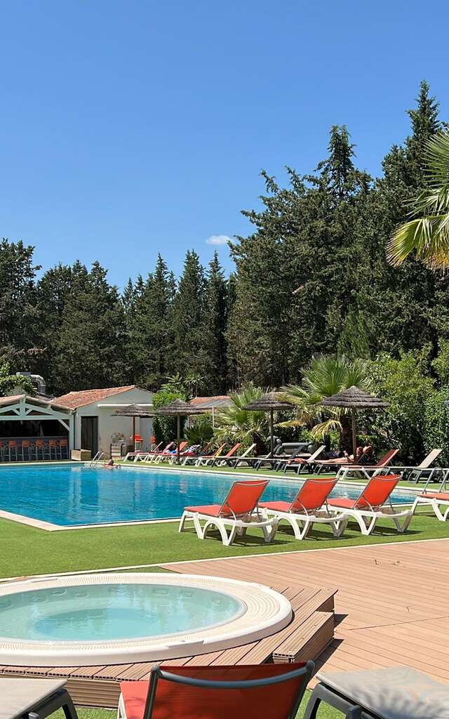 Camping La Vallée de Taradeau