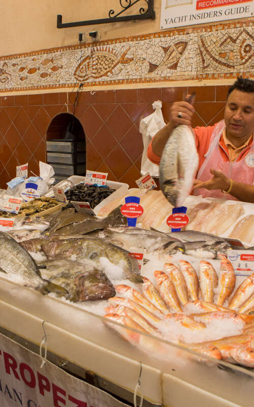 Marché aux poissons de Saint-Tropez