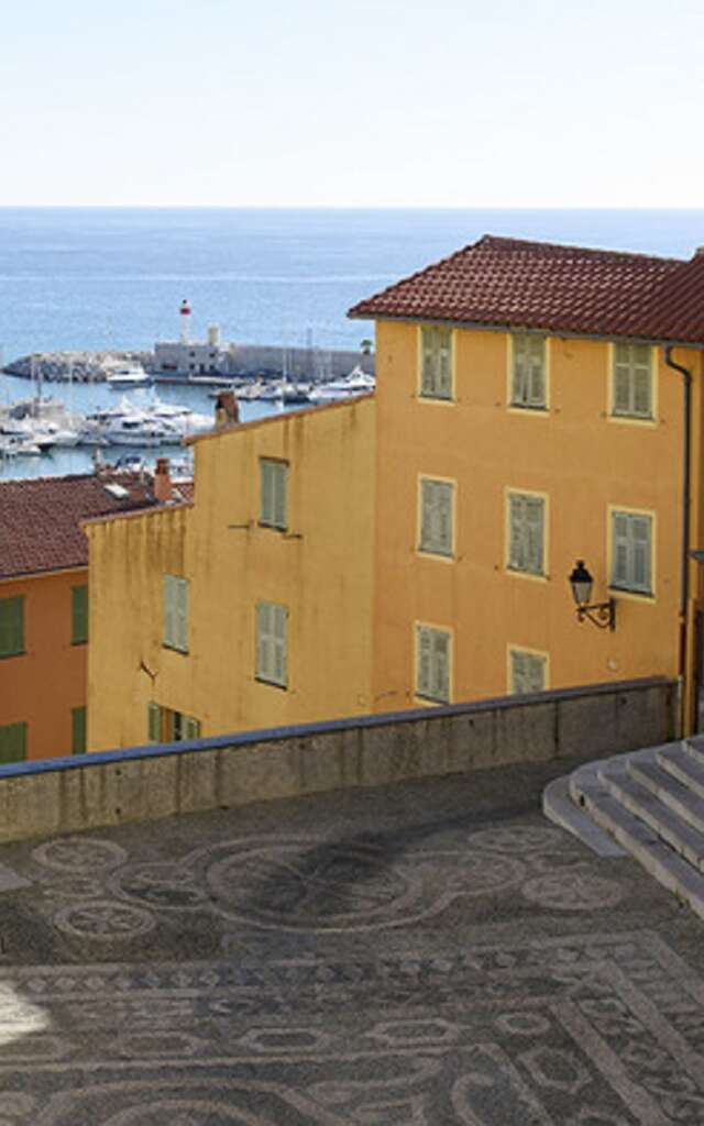 Balade dans la vieille ville de Menton