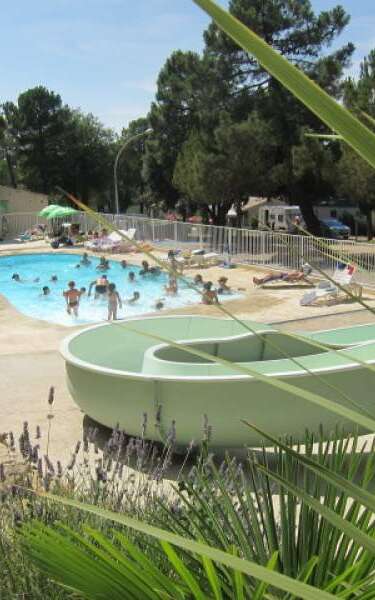 Camping la Pinède en Provence