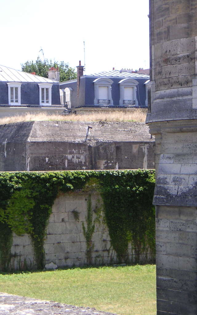 Conférence-projection “ Les bunkers de Saint-Germain-en-Laye” au Pavillon Henri IV : 7 mars