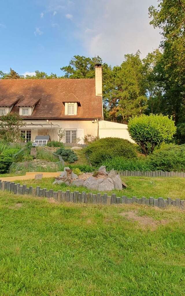 Ravel's wood Bed and Breakfast