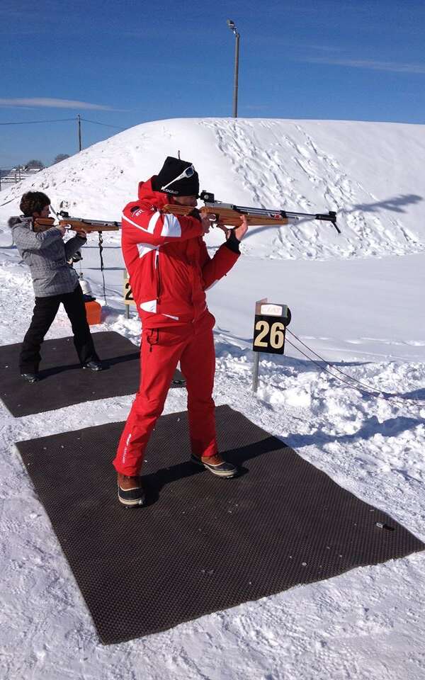 Cours de biathlon avec l'ESF aux Plans d'Hotonnes