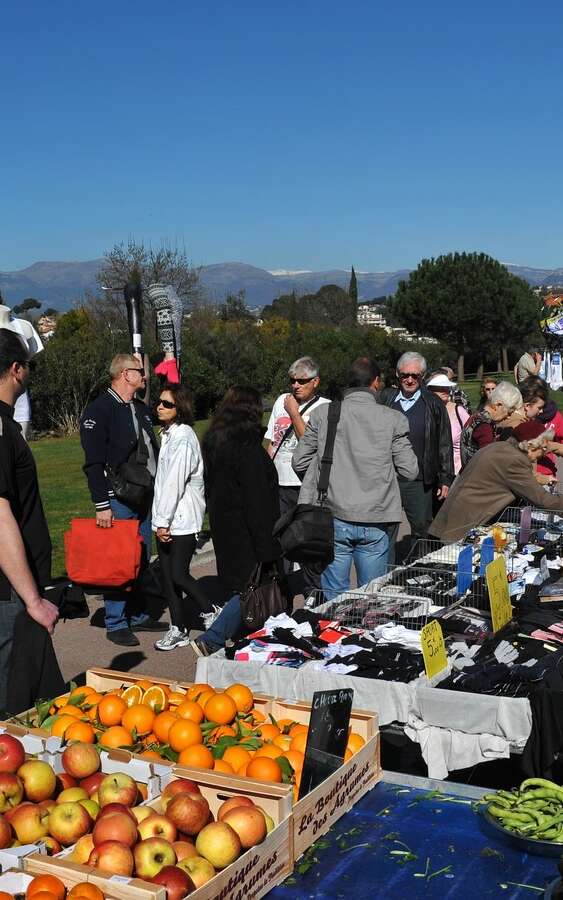 Marché forain de l'Hippodrome