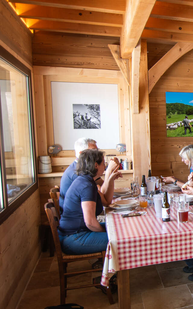 Farm cooking "To the rhythm of the herd"