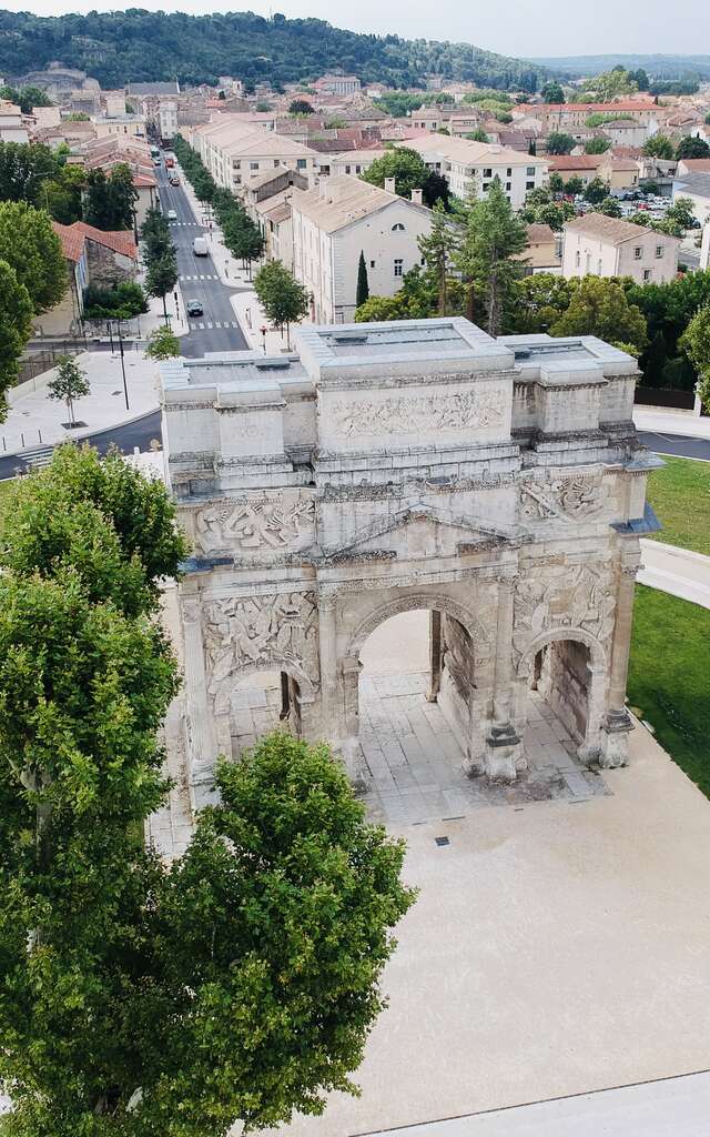 The Arch of Orange