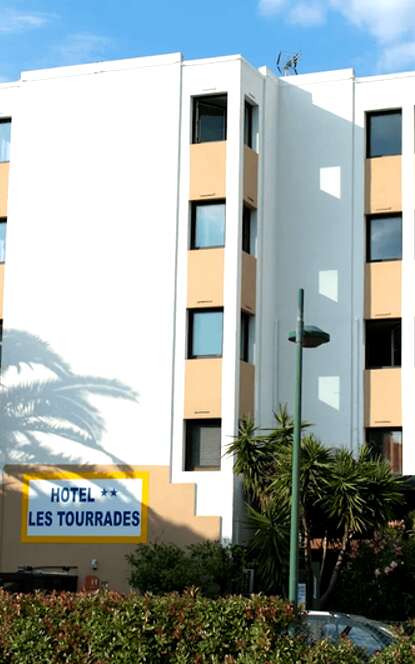 Hôtel Les Tourrades