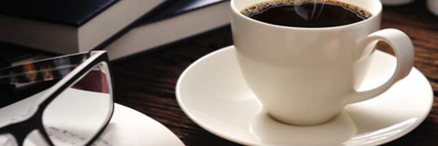 Une œuvre, un café