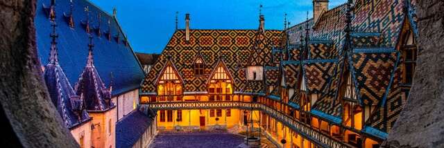 Hôtel-Dieu - Hospices de Beaune
Programmation 2025 - HUMANITÉ
Nuit étoilée / Astronomie