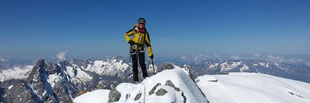 Randonnée glaciaire au Col de la Pyramide