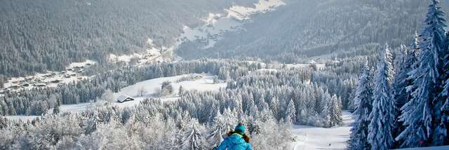 Opening the slopes with a ski patroller / Minimum level 3*.