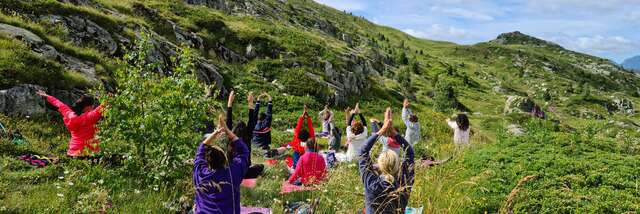 Yoga insolite - respirer le bon air alpin !