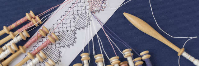 Atelier dentelle au fuseau - Médiathèque de Cluses