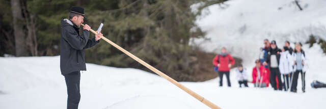 Randonnée au son du cor des Alpes