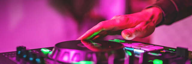 DJ set du vendredi avec DJ Marc Beyaert