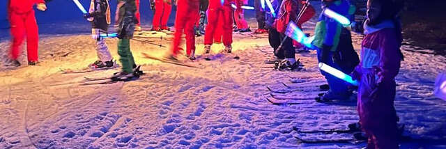 Children's torchlight descent