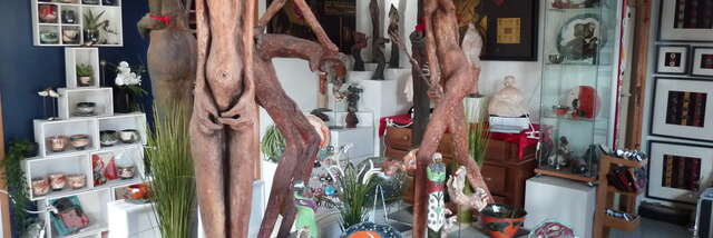 Atelier Poterie Cours, Anniversaires, team building et stages Raku Nina Seita