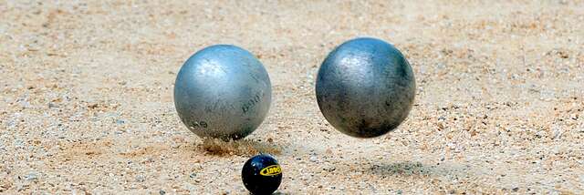 Concours de pétanque