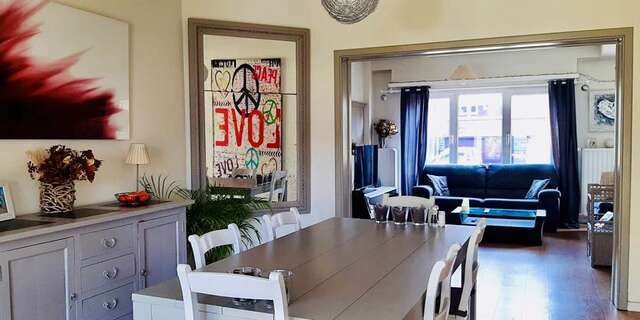 Comme chez soi, chambre meublée.