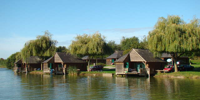 VILLAGE VACANCES ET PECHE DE VILLIERS-CHARLEMAGNE