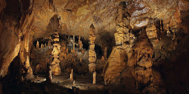 Grotte des Carbonnières