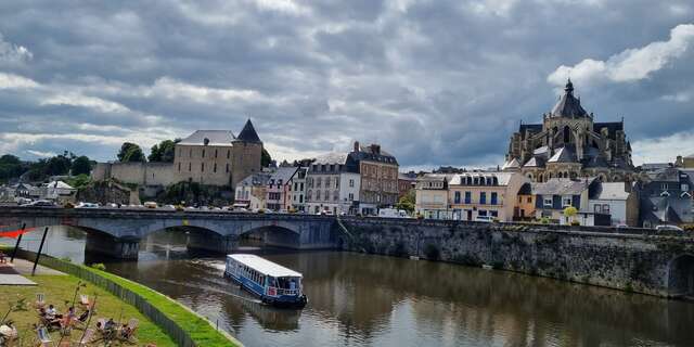 BATEAU-PROMENADE "LA MEDUANA"