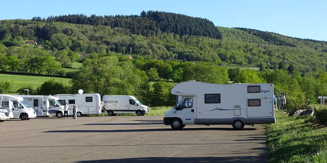 Aire de service pour les campings-cars