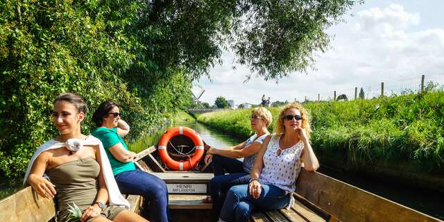 VISITE | Balade en bateau traditionnel dans le marais audomarois