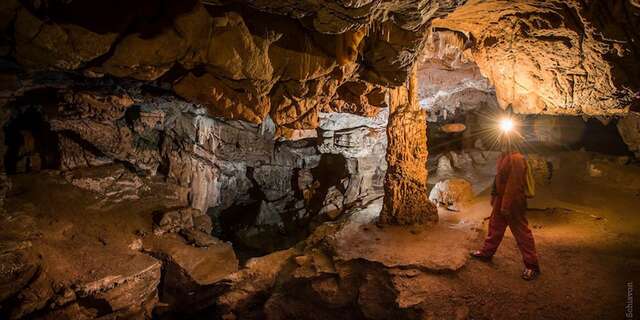 Spéléologie avec Spéléo Canyon Ariège