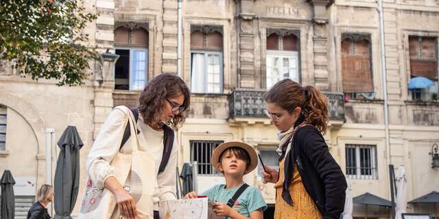 Jeu de piste kit intrigue dans la ville Avignon