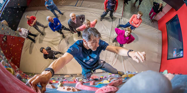 Cours d'escalade indoor