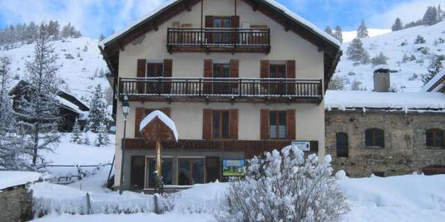 Les Mille Cols (anciennement Le Val d'Azur)