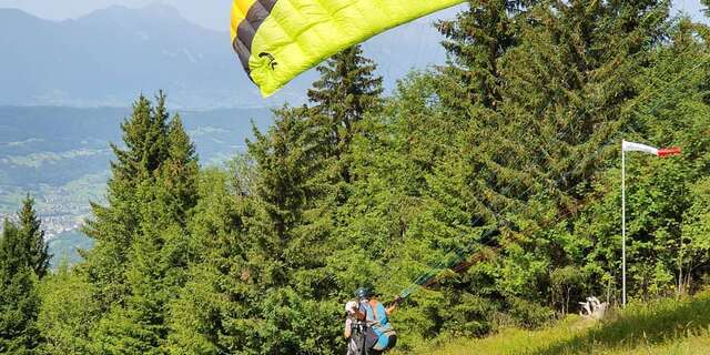 Vol parapente biplace avec Sacha Parapente