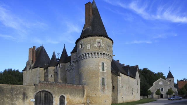 Château de Fougères-sur-Bièvre