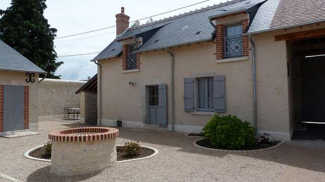 La Cour Carrée - Gîte de Charme "Le Pressoir"