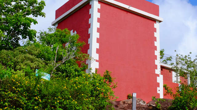 Le Phare (La Trinité)