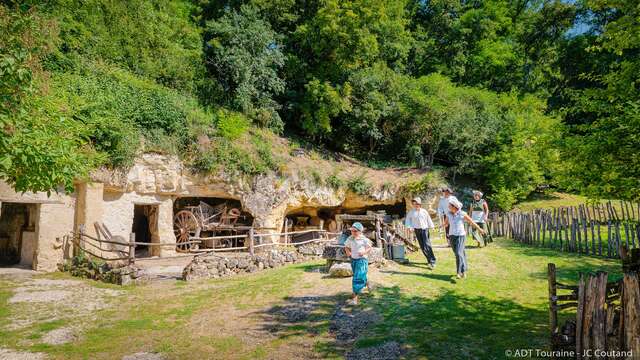 La Vallée Troglodytique des Goupillières