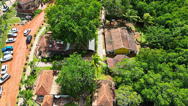 Les Boutiques du Village de la Poterie