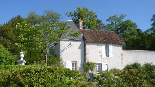 Cottage du Parc et Château de Beauregard