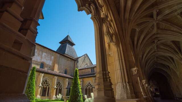 Cloître de Cadouin