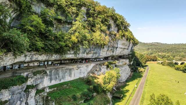 La Route des crèches de Noël - La Roque Saint Christophe