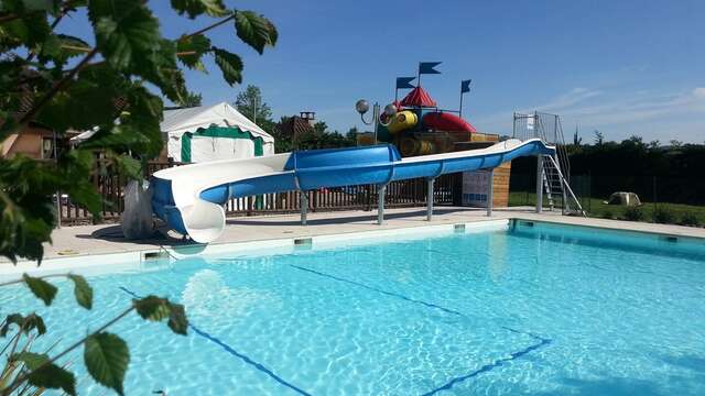 Camping Les Chalets sur la Dordogne