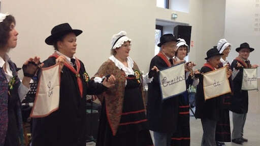 Festival occitan Escambis - Spectacle bilingue et Danses folkloriques