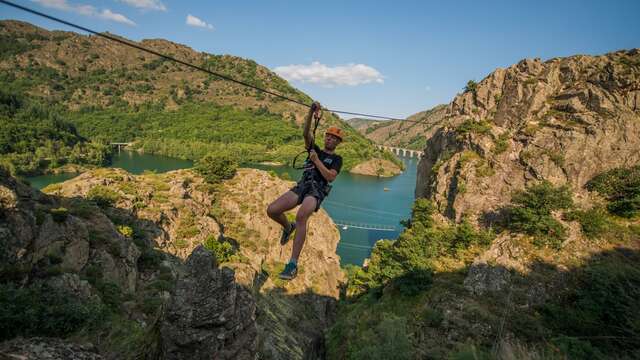 GRANDEUR NATURE : SPORTS DE GRIMPE