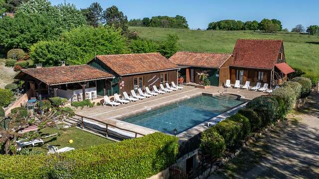 Hameau des laurières, village de gîtes en Dordogne