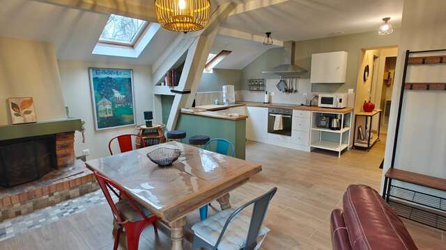 Meublé thouvenot - "au premier"