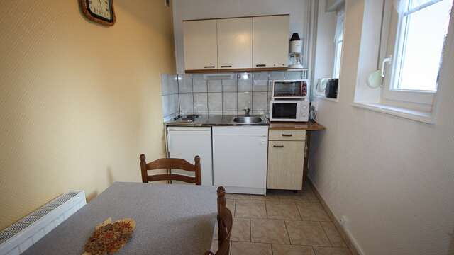 Meublé mathieu michèle - myosotis rdc