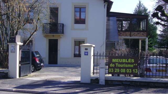 Meublé mathis lucette - noisetier