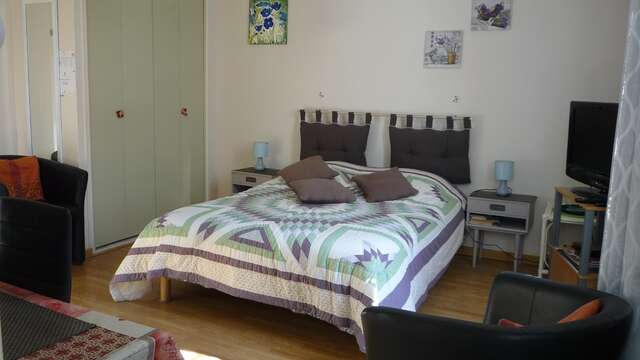 Meublé jolimet gérard - studio rose